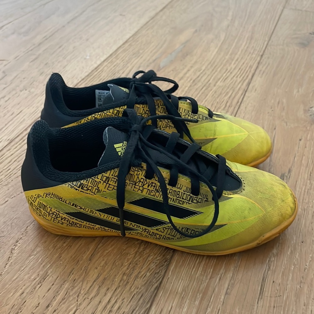 Adidas boys indoor soccer shoes